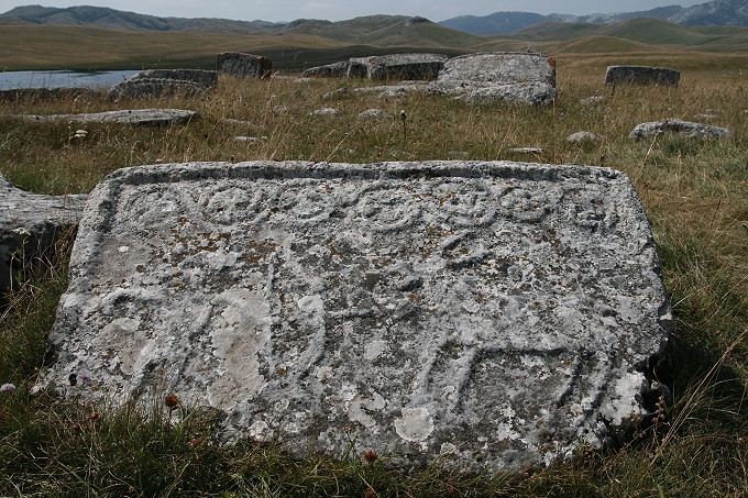 06_riblje_jezero_stecci_031_680.jpg