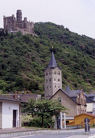 SANKT GOARSHAUSEN > Kirche in Wellmich und Burg Maus