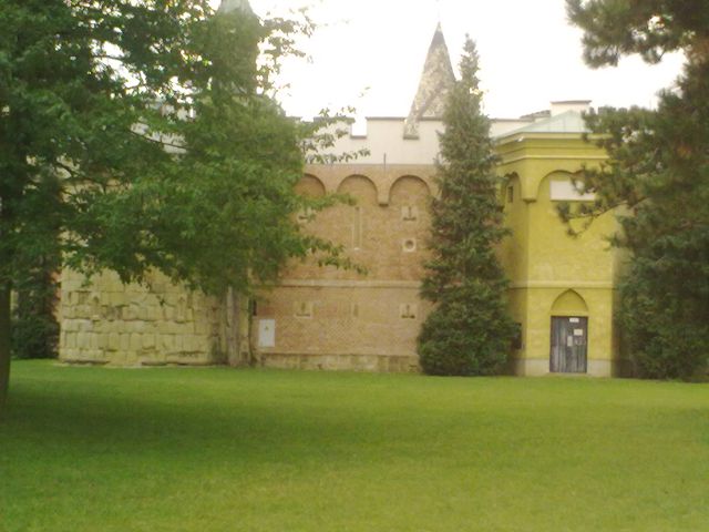 SCHLOSS LAXENBURG 4