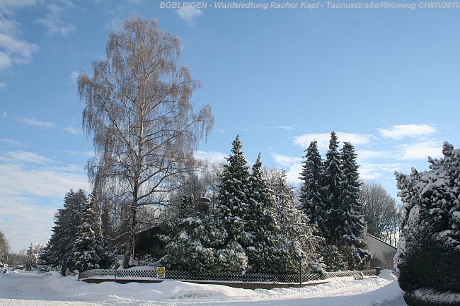 BÖBLINGEN-RAUHER KAPF > Waldsiedlung - Schneespaziergang am 26. Dezember 2010 > Taunusstraße/Rhönweg