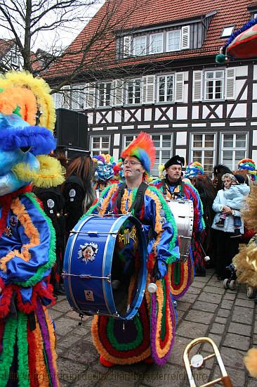 GUGGENMUSIK > ROMMDREIBR aus Rechberghausen - Einmarsch