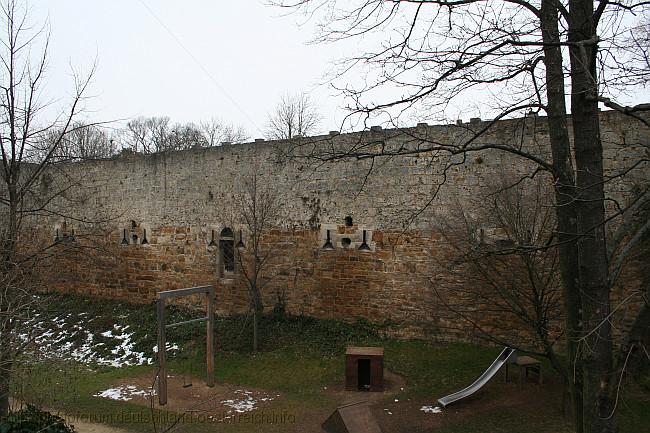 KIRCHHEIM UNTER TECK > Schlossmauer