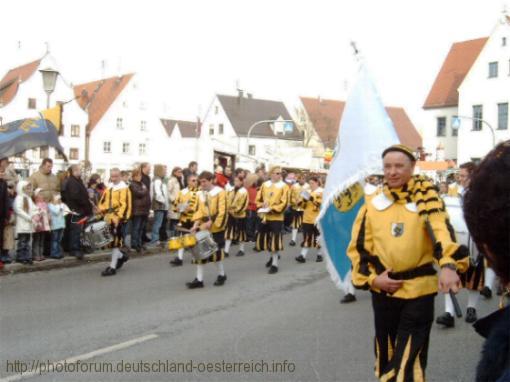 FASCHINGSUMZUG > Höchstädt > Fanfare Bras Band
