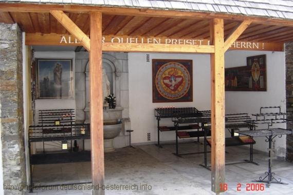 MARIA FIEBERBRÜNDL > Wallfahrtskirche - Andachtsraum