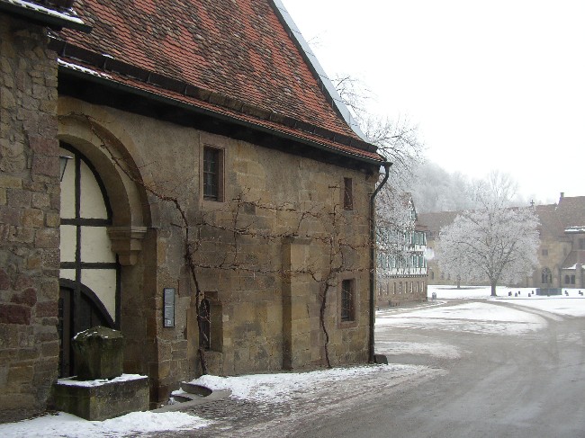 MAULBRONN > KLosterhof > Frühmesserhaus