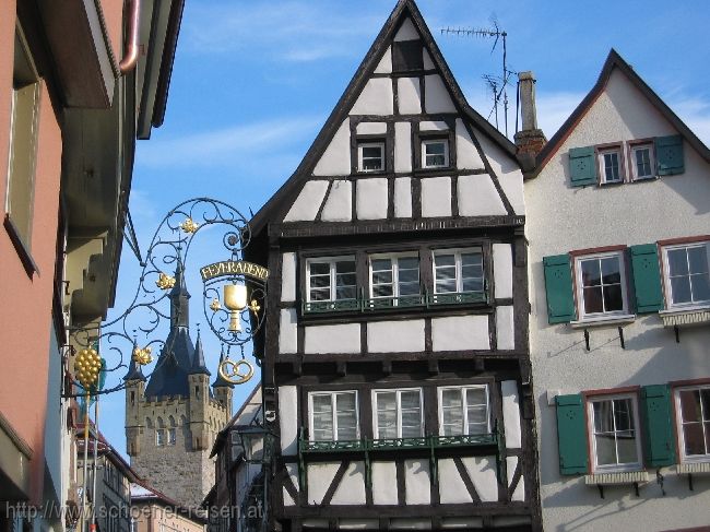 BAD WIMPFEN > Blick zur Stadtmitte und Blauer Turm