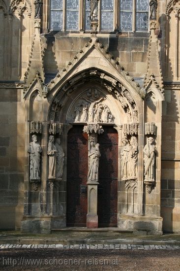 WIMPFEN IM TAL > Ritterstiftskirche Sankt Peter > Südportal