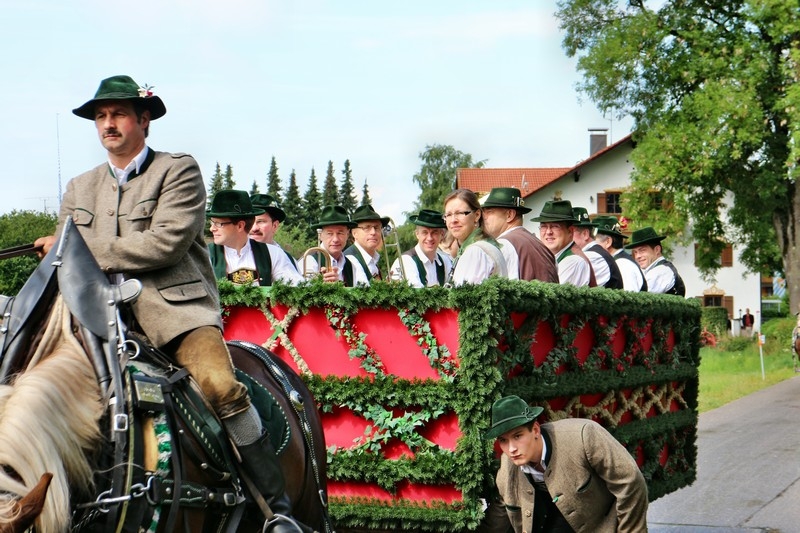 Leonhardifest in der Rodungsinsel