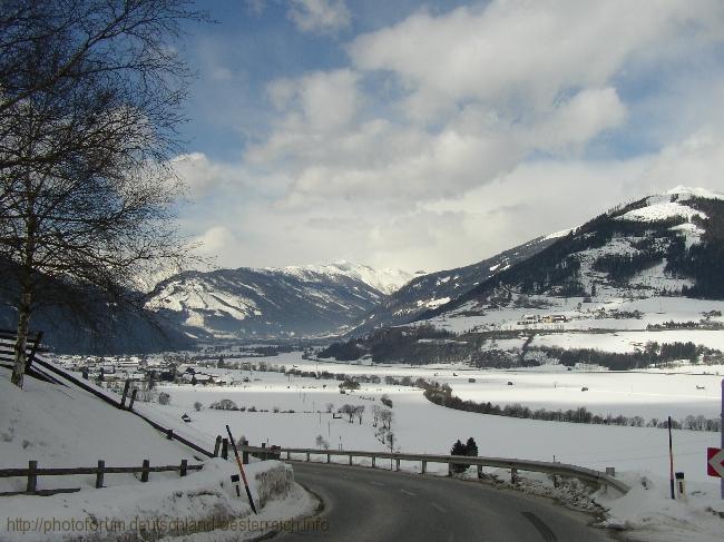 SANKT MICHAEL > Murtal > Blick nach Westen > St Margarethen und St Michael