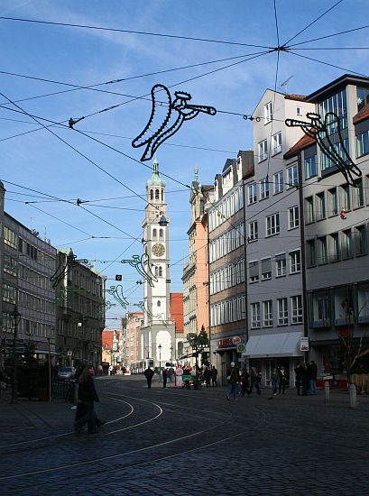 AUGSBURG > Maximilianstraße mit Perlachturm
