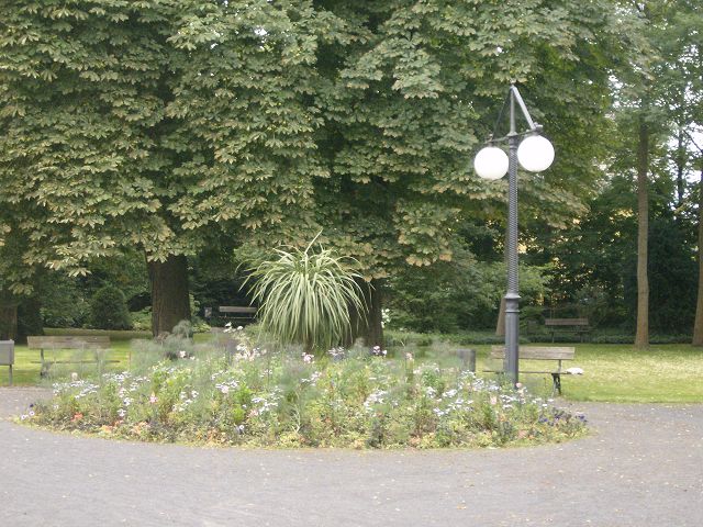 AUGSBURG > Kurtheater Göggingen > KurtheaterParkSitzmoeglichkeiten