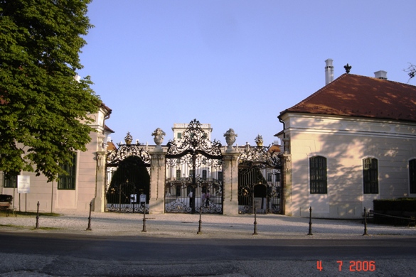 FERTŐD > Esterházy Schloss