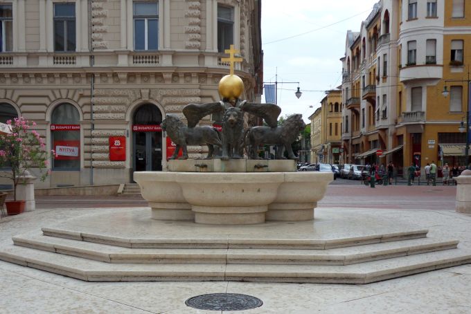 H:Szeged>Königsbrunnen