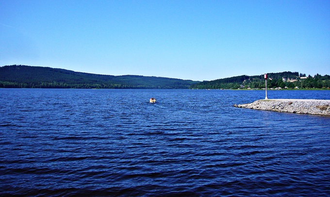 Die Seenlandschaft um Trobon 7