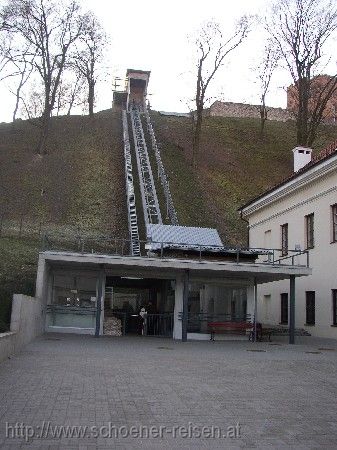 VILNIUS > Obere Burg > Schrägaufzug