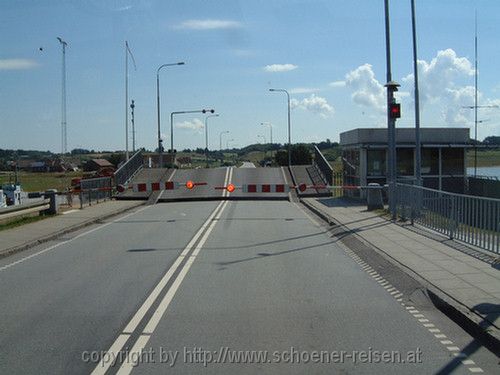 VIRKSUND > Hubbrücke 2