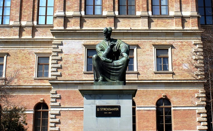 Zagreb_Stossmayer_Denkmal_2.JPG