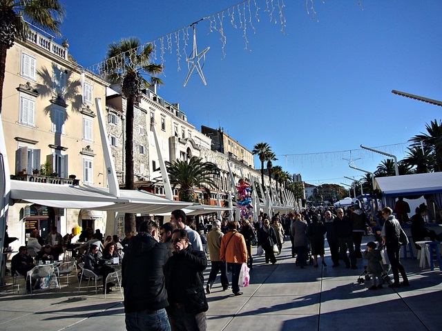 Weihnachtsmarkt in Split