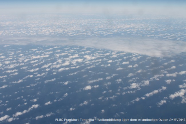 ATLANTISCHER OZEAN > Flug FRA-TFS > Wolkenbildung