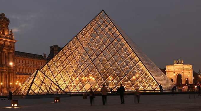 Paris 1. Abend Liebesschlösser Louvre 022 680