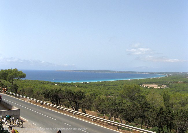 EL MIRADOR > Ausblick bei den Serpentinen > Inselblick L-M-R-Rx 1