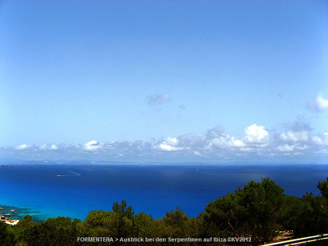 EL MIRADOR > Ausblick bei den Serpentinen > Inselblick L-M-R-Rx 8