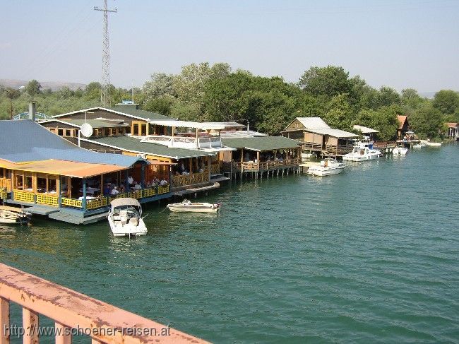 ADA > Fischrestaurants an der Bojana