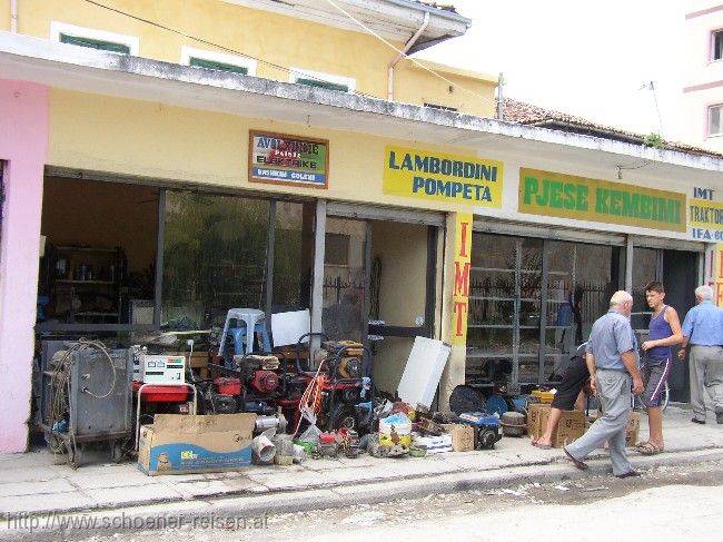 SHKODRA > Straßenverkauf > Motoren und Maschinen