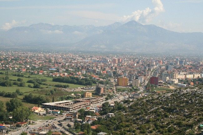 SHKODRA > Blick von der Festung über die Stadt