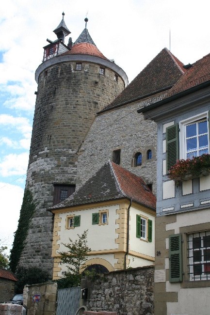 BESIGHEIM > Am Schochenturm