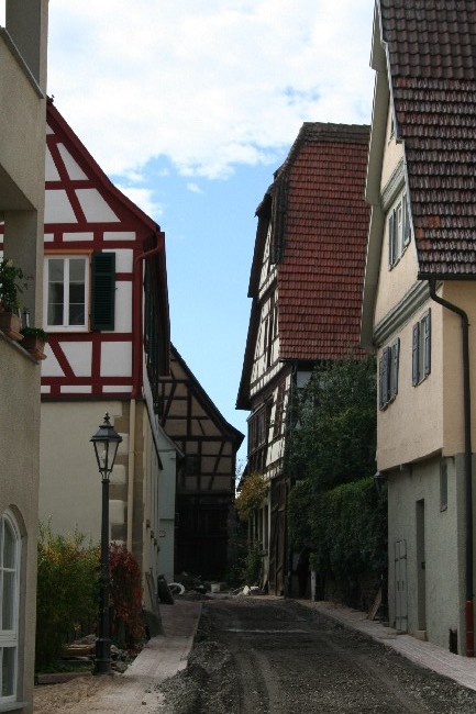 BESIGHEIM > abseits der Hauptstraße