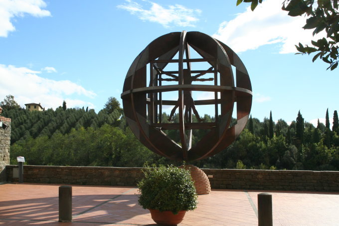 VINCI > Denkmal > der vitruvianische Mensch