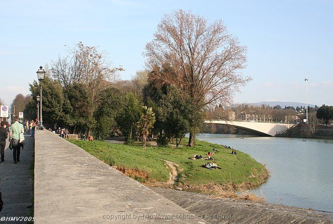 FIRENZE > Arno > Staustufe San Niccolo > Blick Ponte San Niccolo