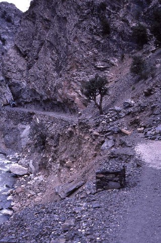 NORDPAKISTAN > nach dem Shandurpass > Straße