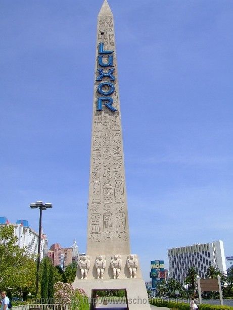 Obelisk vor dem Luxor Hotel & Casino