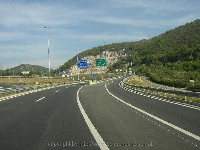 Autobahn bei Rijeka > Abzweigung