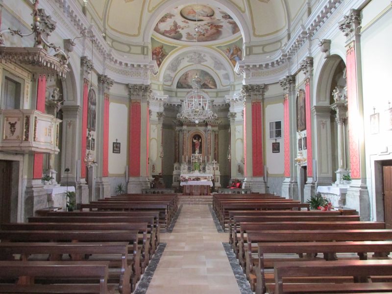 SUTRIO > La chiesa di Ognissanti