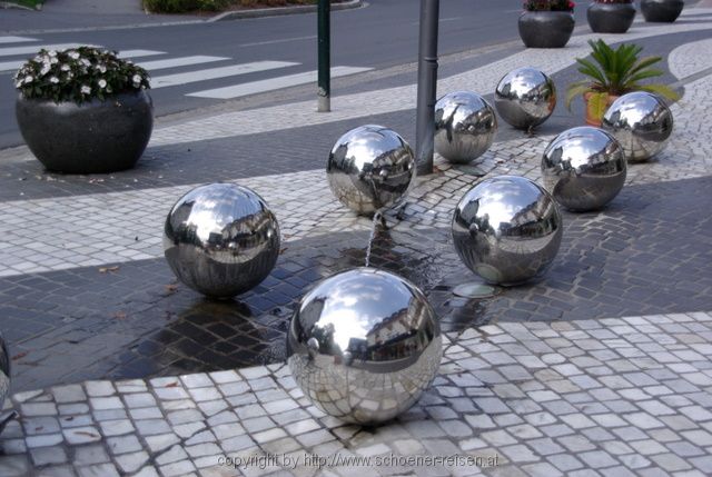 Spiegelungen