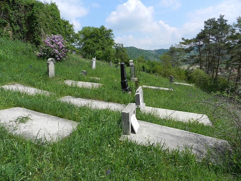 Rodav > Friedhof