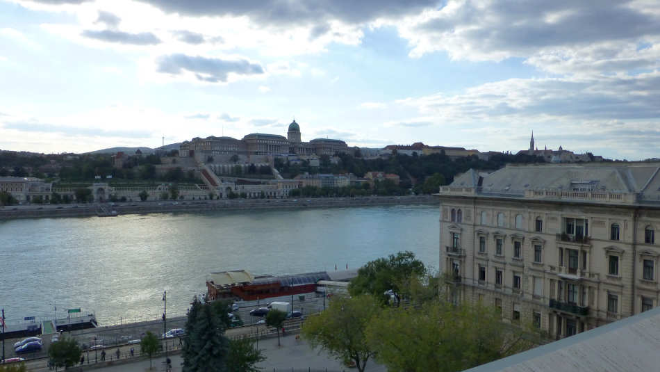 H:Budapest>Vigadó>Dachterrasse>Burgberg