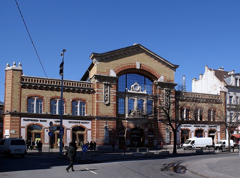 Batthyanyplatz_Älteste Markthalle