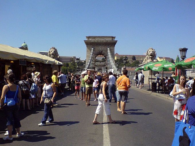 H:Budapest>Denkmalrundgang5>Kettenbrücke005