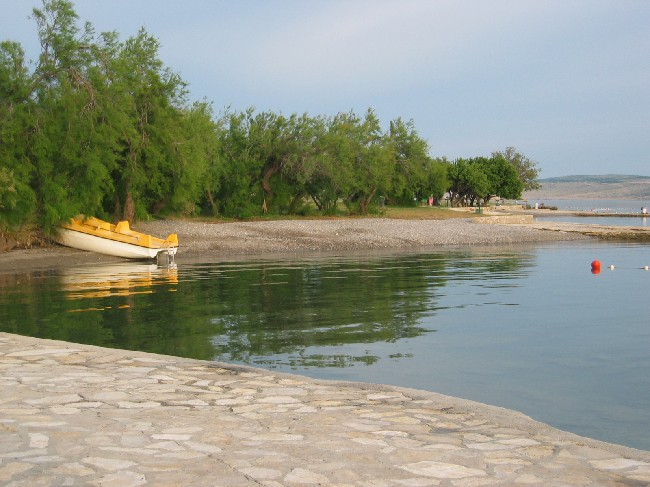 Starigrad-Paklenica > Autocamp > Badestrand