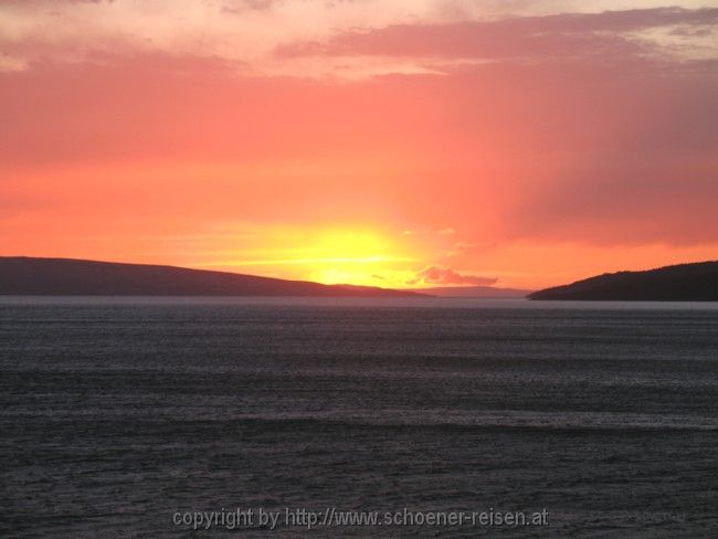 KARLOBAG > Sonnenuntergang über Insel Pag