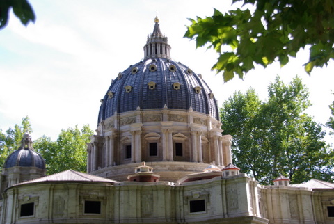 Detaillansicht vom Petersdom , Vatikan