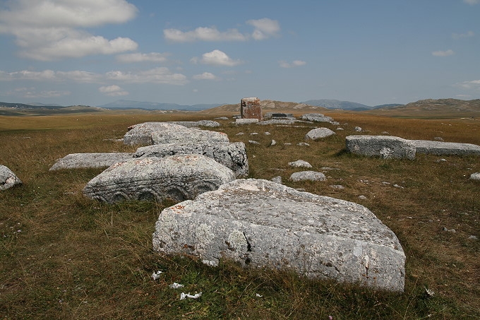 08b  Riblje Jezero Stecci 027 680