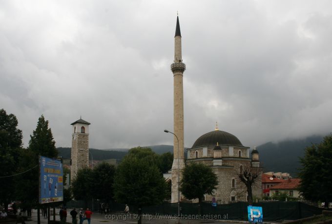 PLJEVLA > Husein Pascha Moschee > Uhrturm