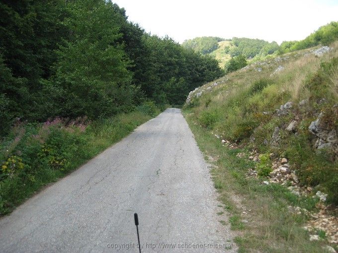 Durmitor > Trsa > Straße ins Pivatal