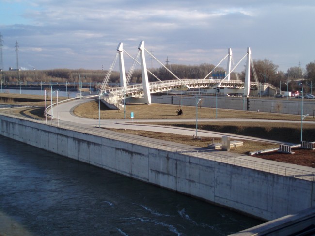 FREUDENAU > Donaubrücke > Donaukraftwerk Freudenau