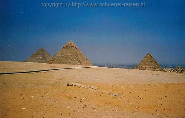 CAIRO > Pyramiden